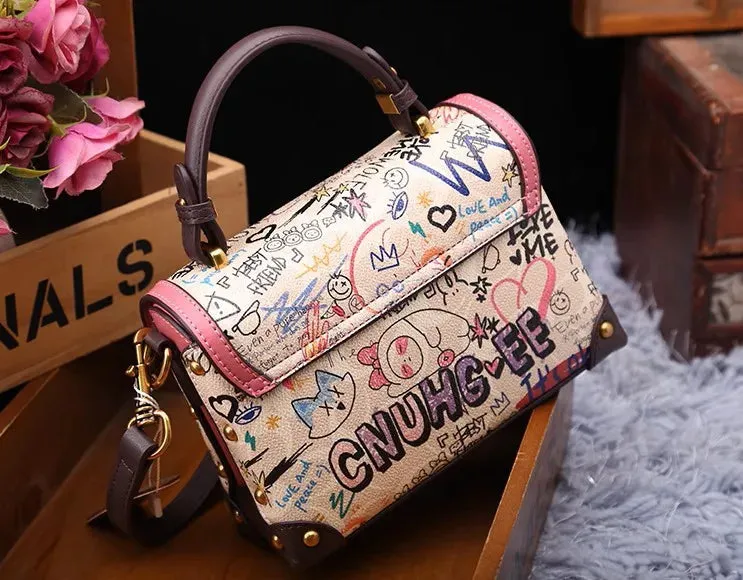 Arrival Women's Top-Handle Bag with Minimalist Graffiti Bear Design Classic and Versatile Shoulder Crossbody Bag Designer Bag