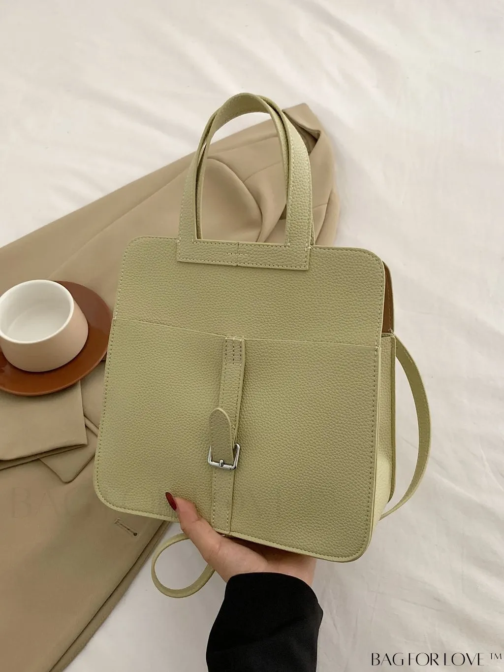BagForLove - Stylish Handbag with Customizable Shoulder Strap - Contemporary Fashion Accessory