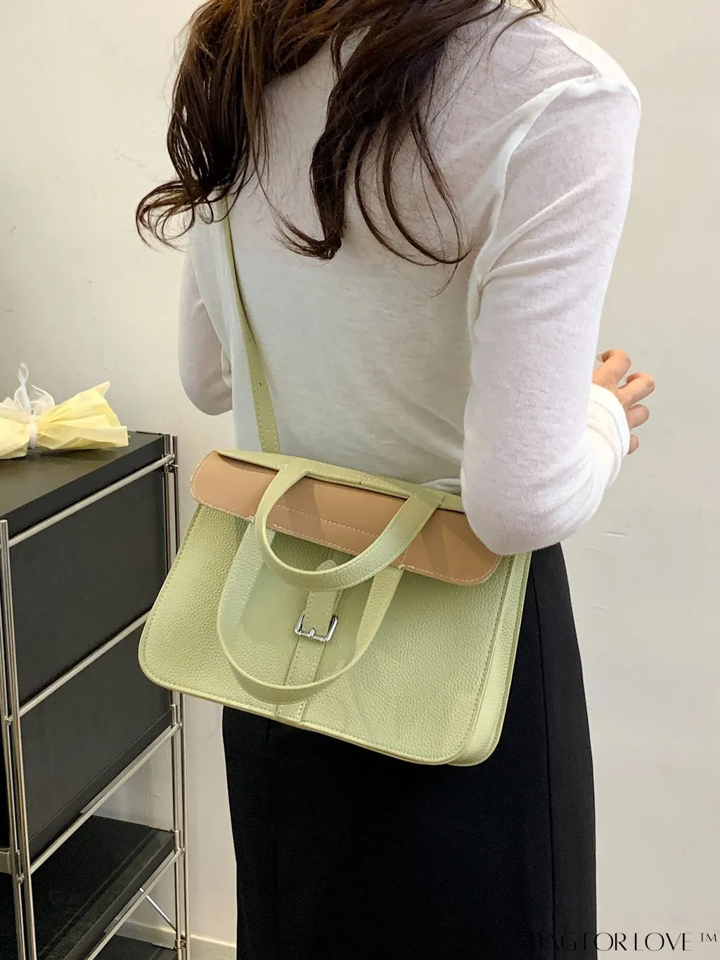 BagForLove - Stylish Handbag with Customizable Shoulder Strap - Contemporary Fashion Accessory