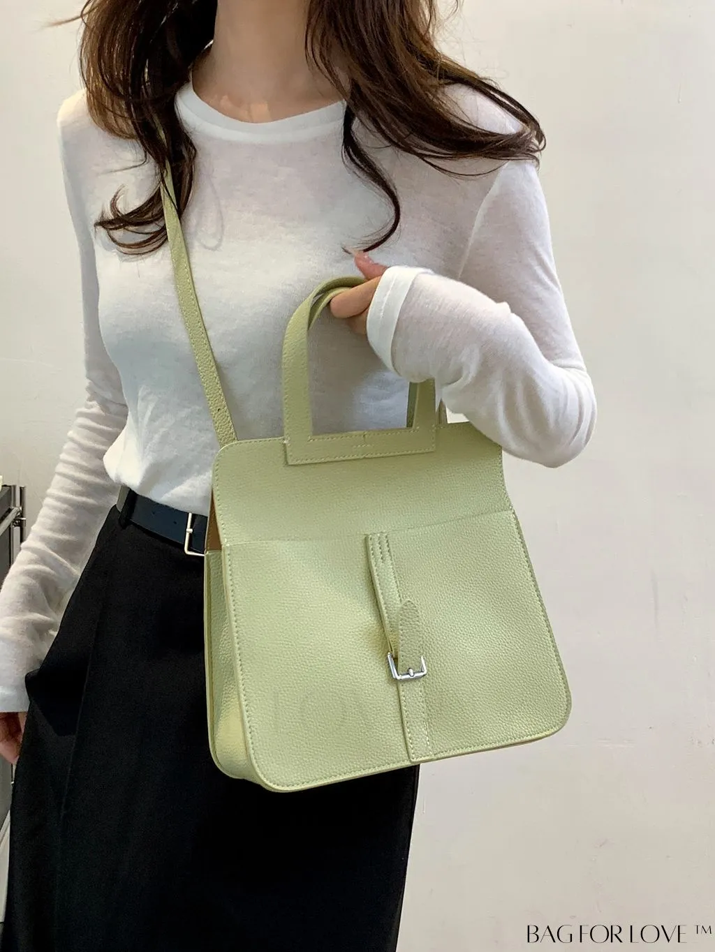 BagForLove - Stylish Handbag with Customizable Shoulder Strap - Contemporary Fashion Accessory