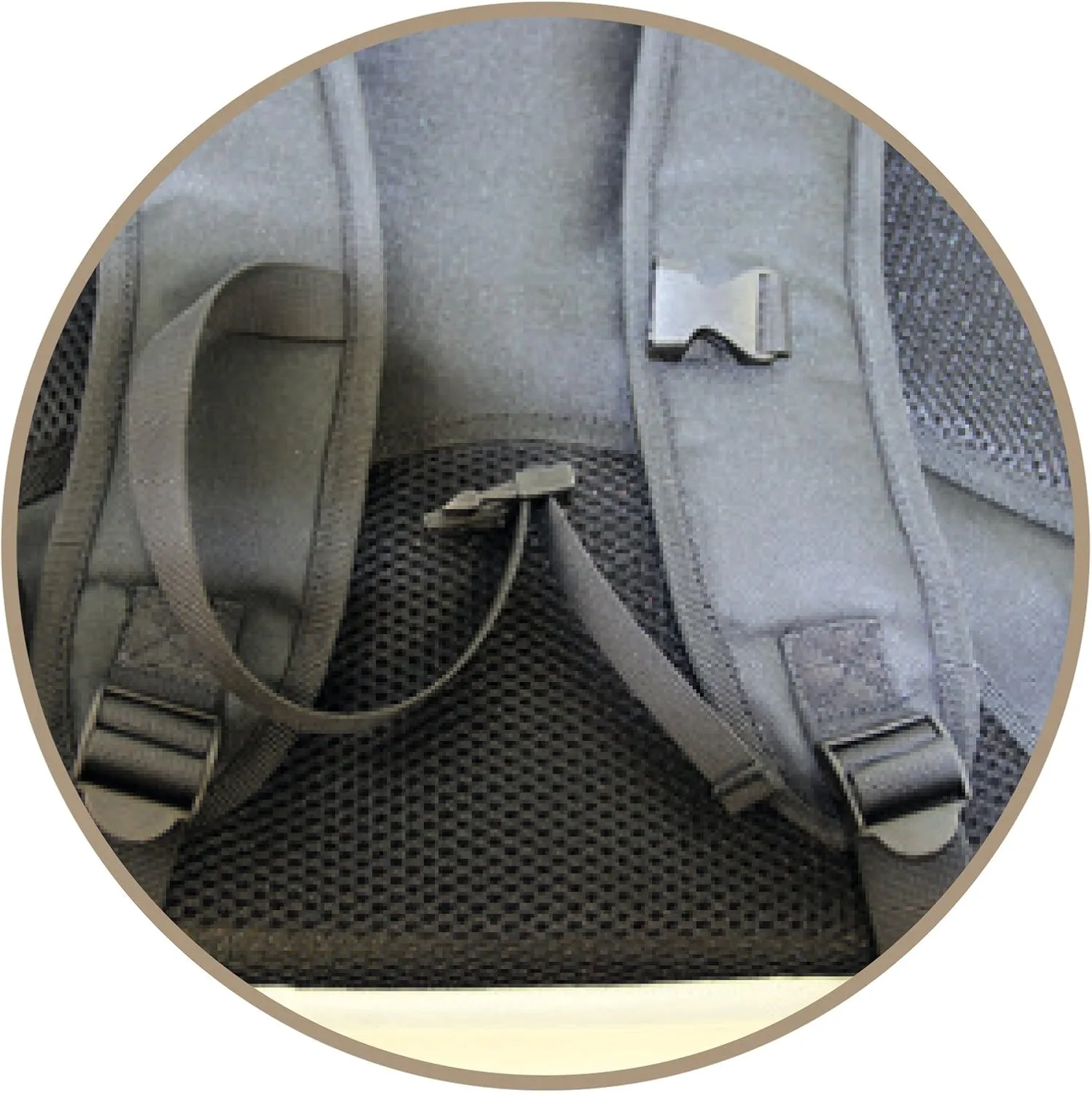 BRISA VW Collection - Volkswagen Hiking Laptop University Backpack in T1 Bus Campervan Design (30 L/7.9 gal/Large/Black)