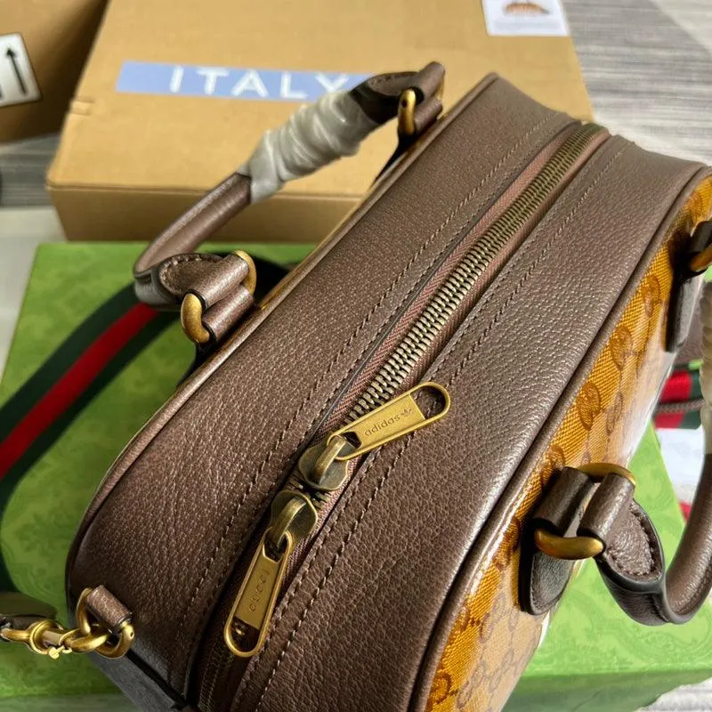 Charm - GG Bags - 1230