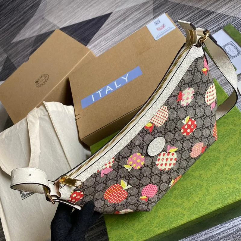 Charm - GG Bags - 1821