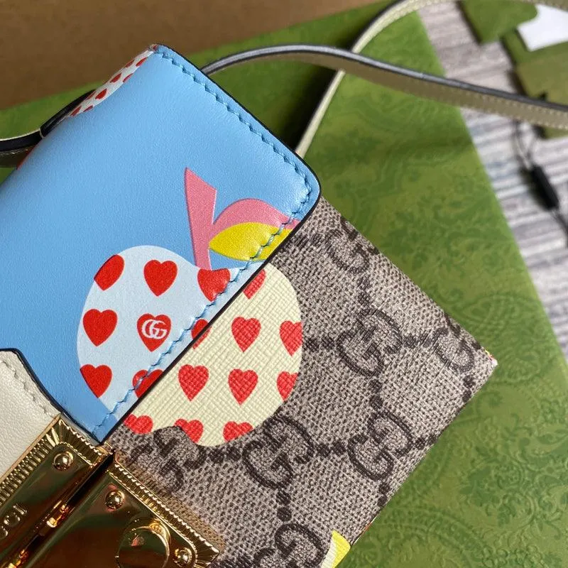 Charm - GG Bags - 1828