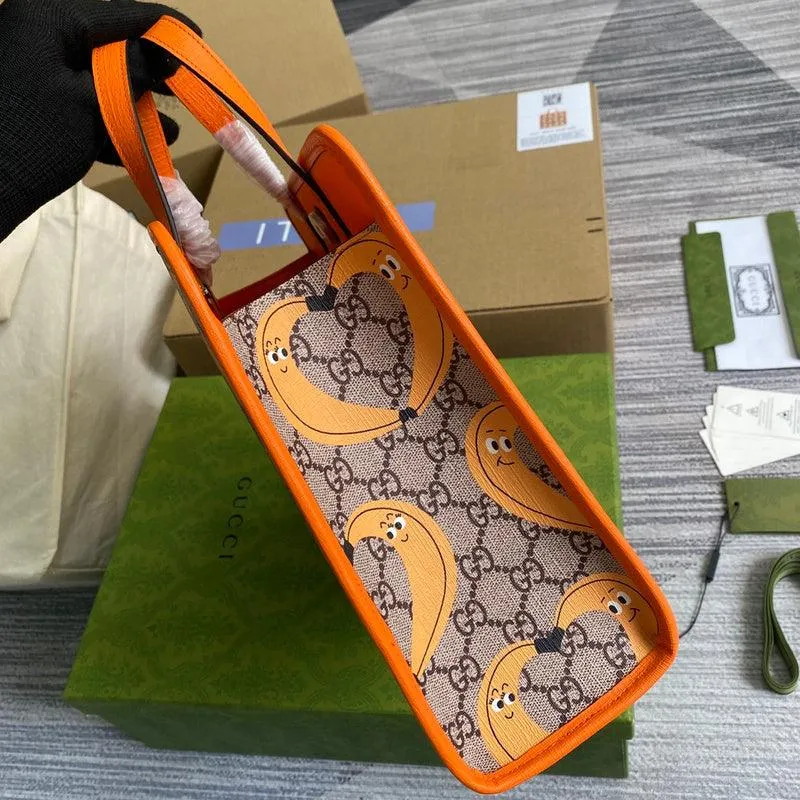 Charm - GG Bags - 2004