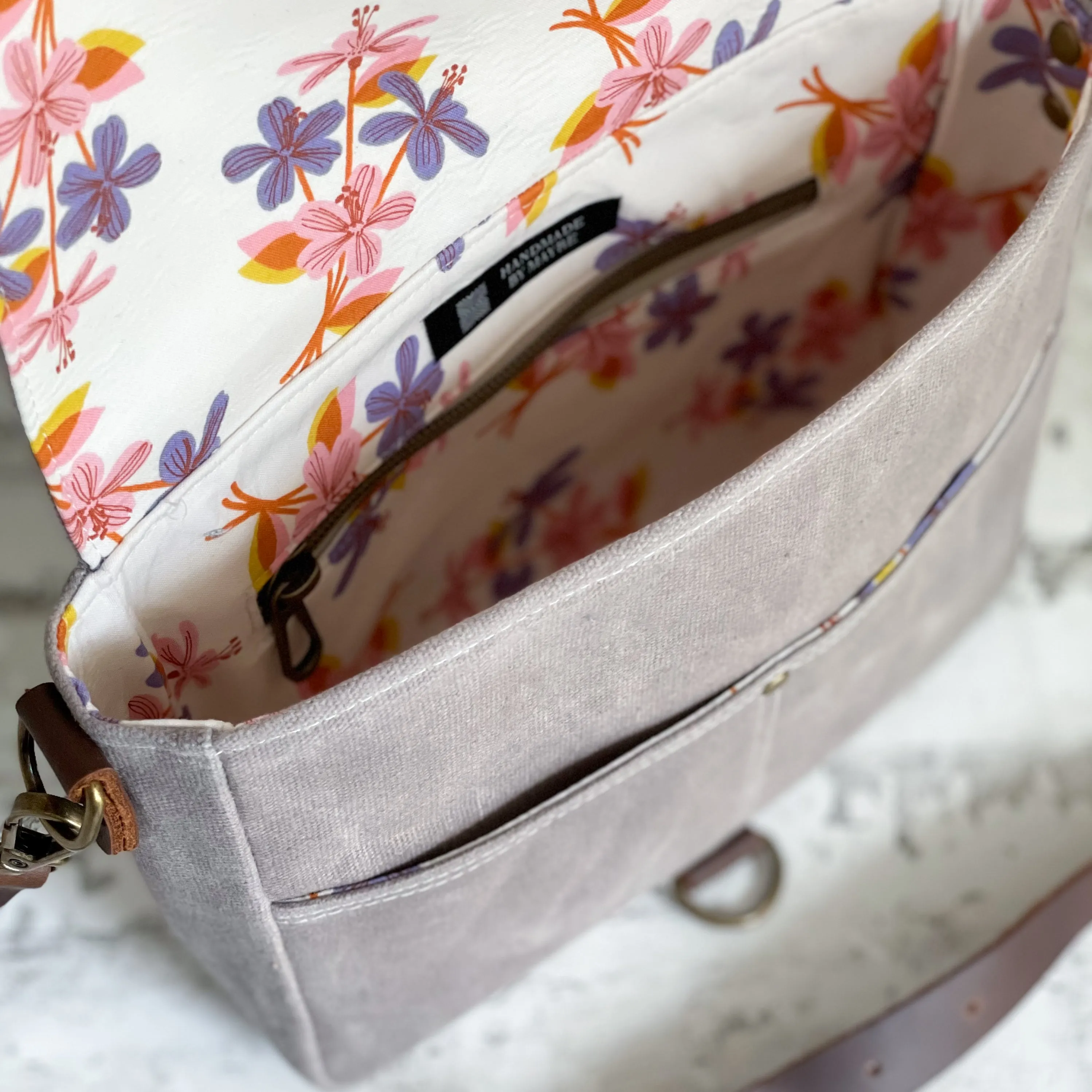Classic Crossbody