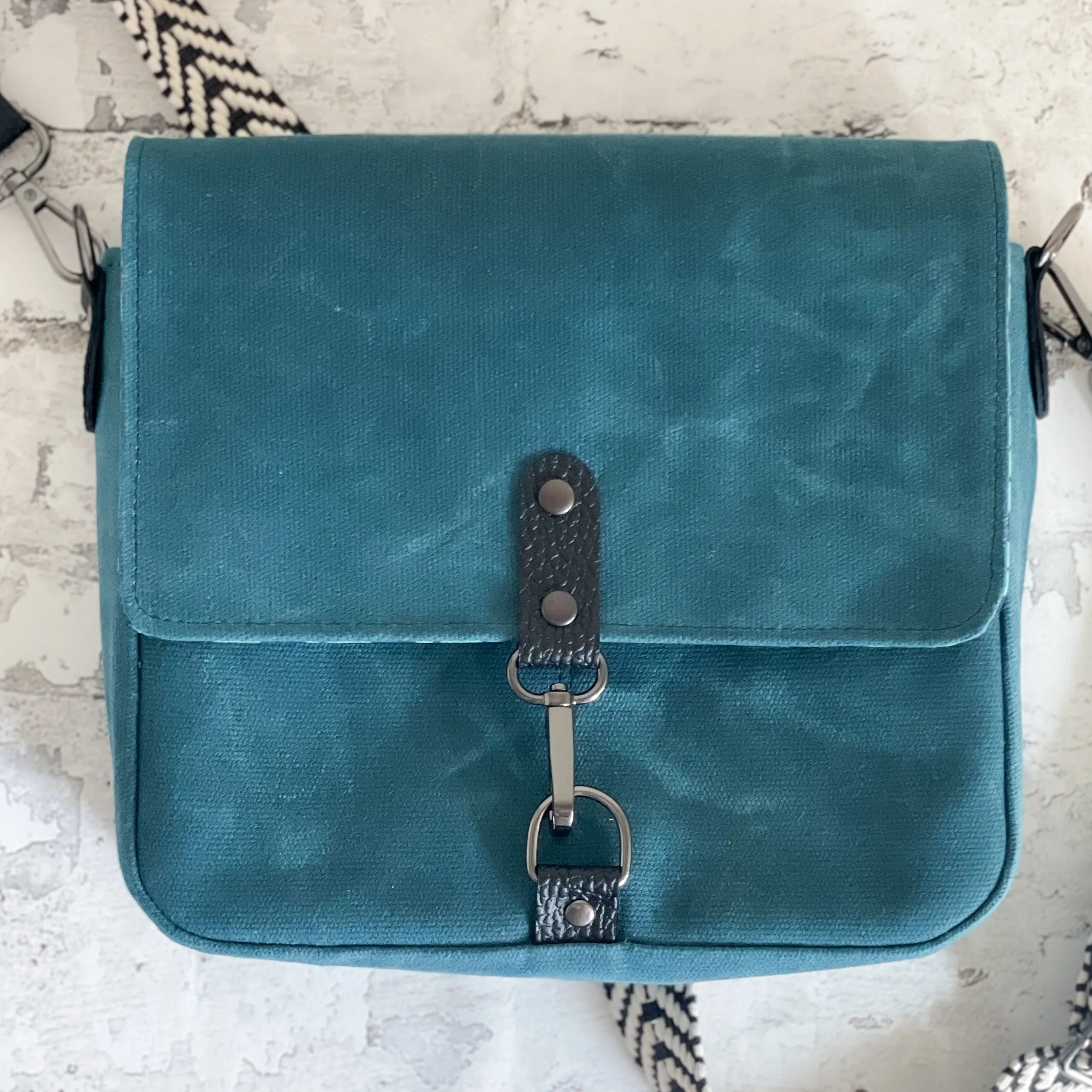 Classic Crossbody