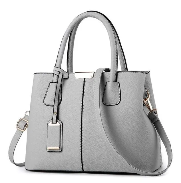 Classic Ladies Lether Shoulder Bag Extensive catalogue Solid