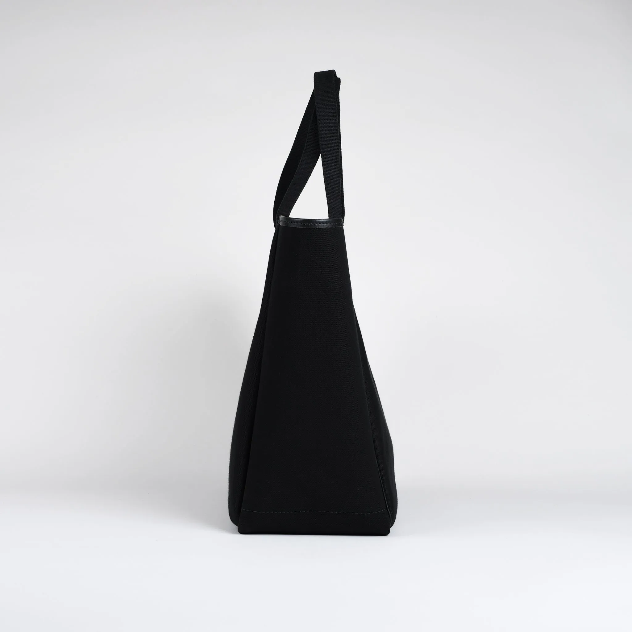 Classic Tote - Black