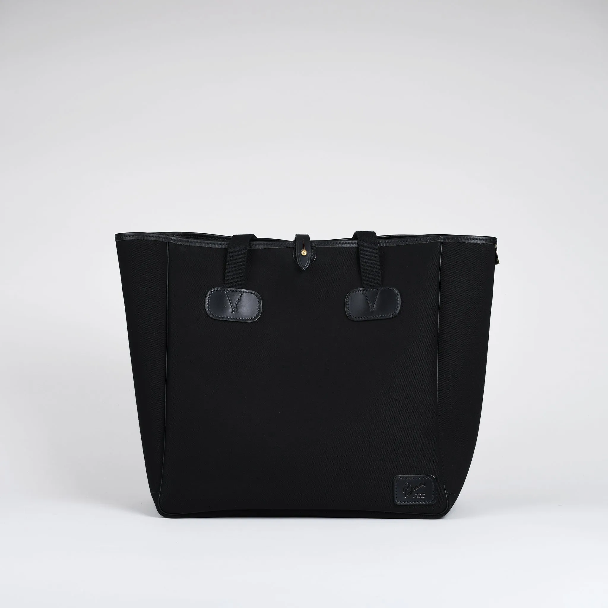 Classic Tote - Black