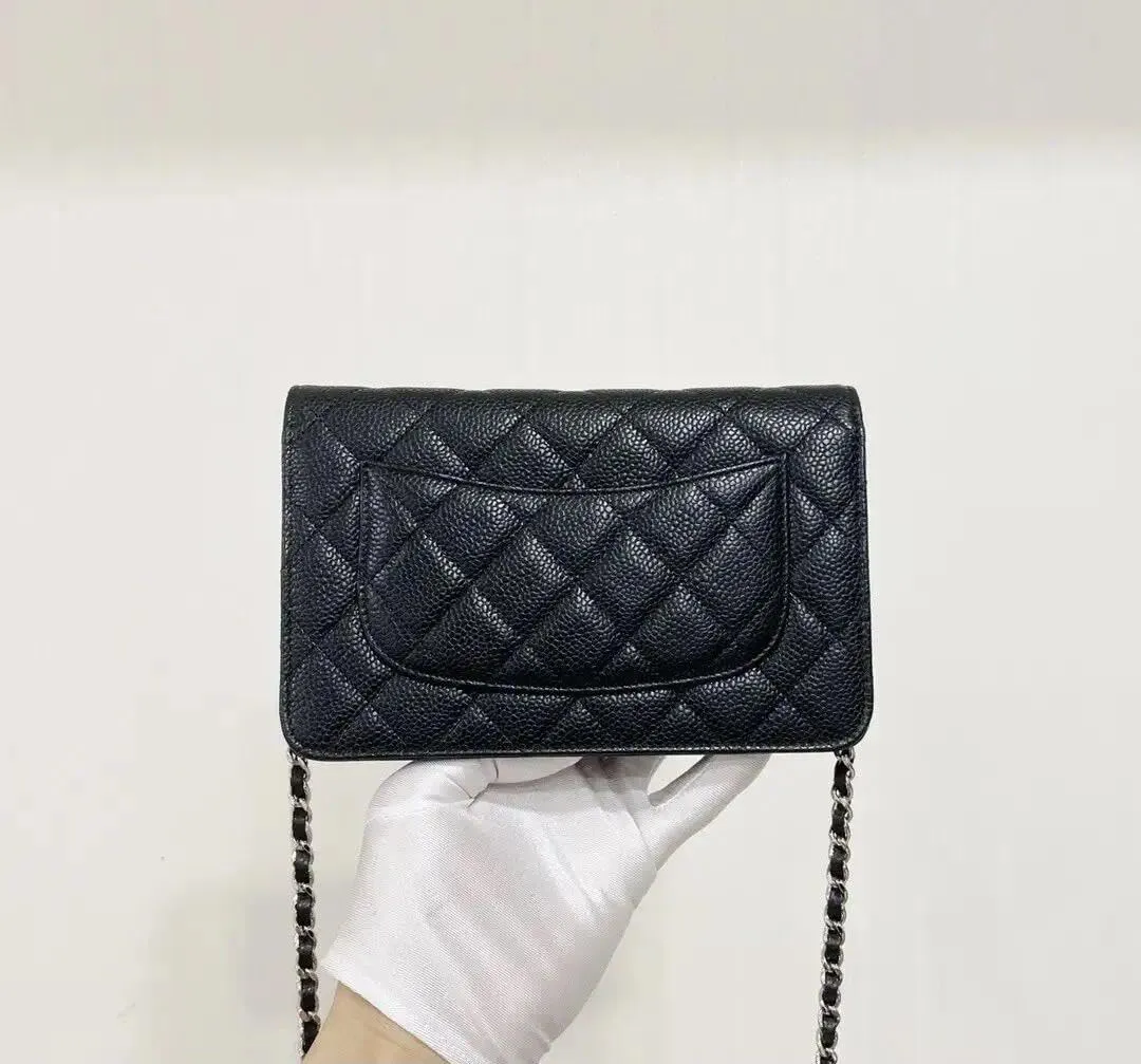Designer Women’s Chain Wallet - Classic Mini Sheepskin Coin Purse, Luxury Leather Clutch with Gift Box, for Daily Use & Gifts