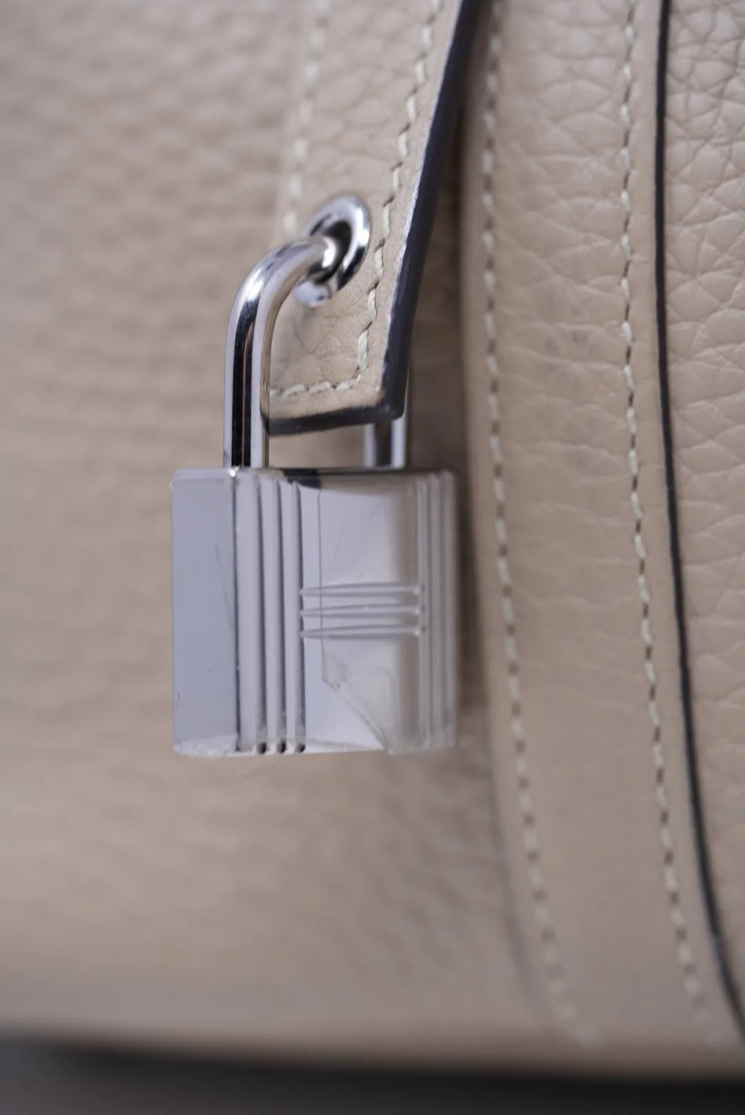 Hermes Picotin Lock 22 Handbag Trench