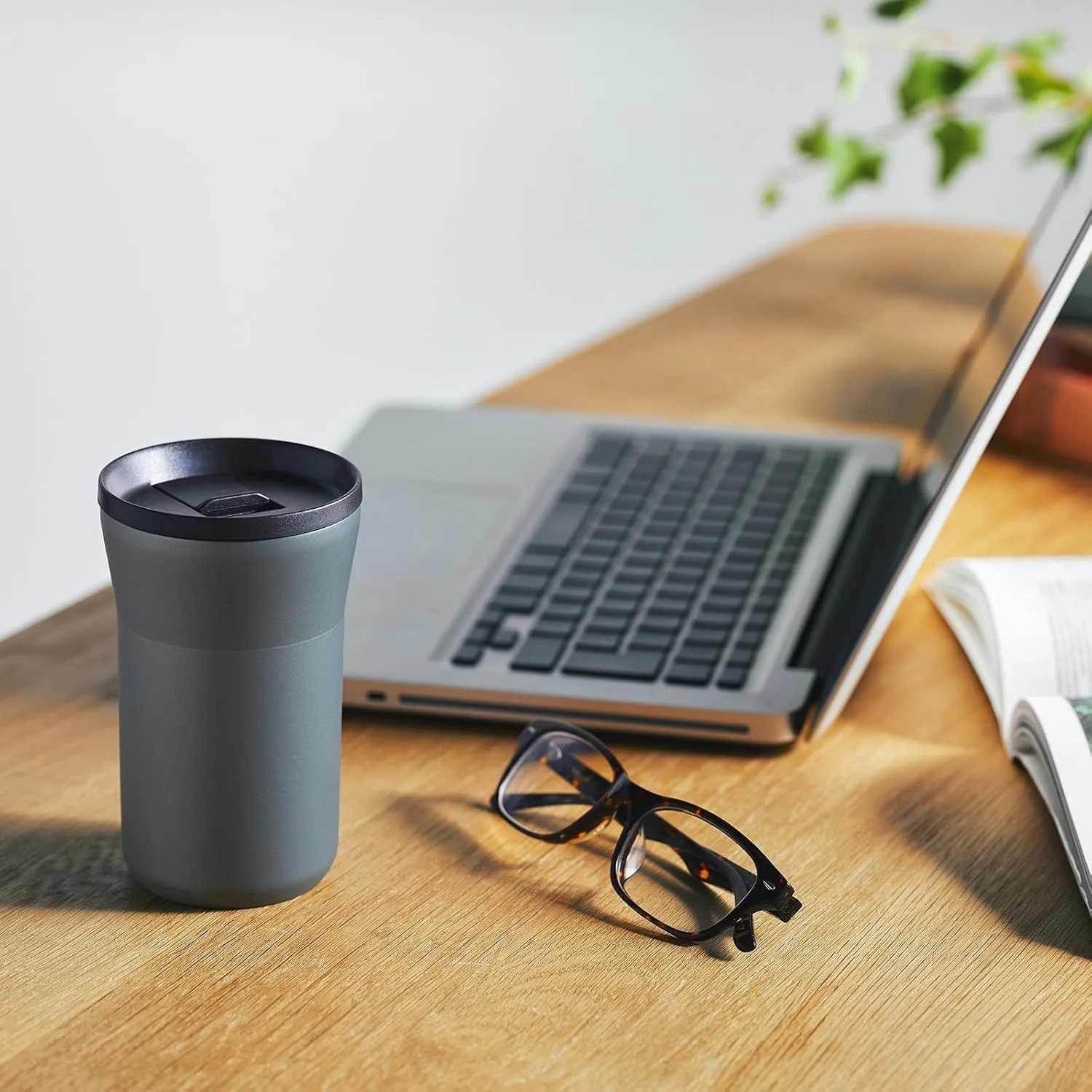 KYOCERA 12 oz Ceramic Coated Tumbler with Lid - Dark Gray
