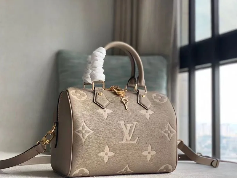 LOV - Fashionupstore - 537