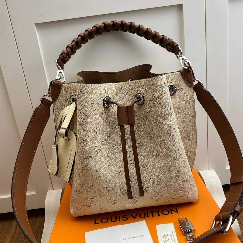 LOV2 Bags - Fashion Bags  1835