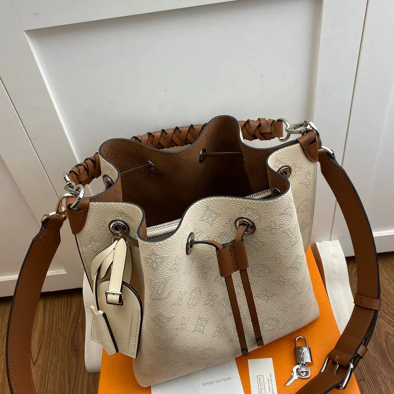 LOV2 Bags - Fashion Bags  1835