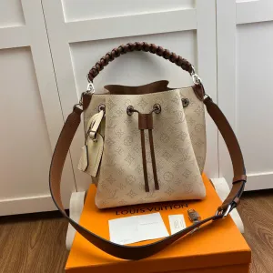 LOV2 Bags - Fashion Bags  1835