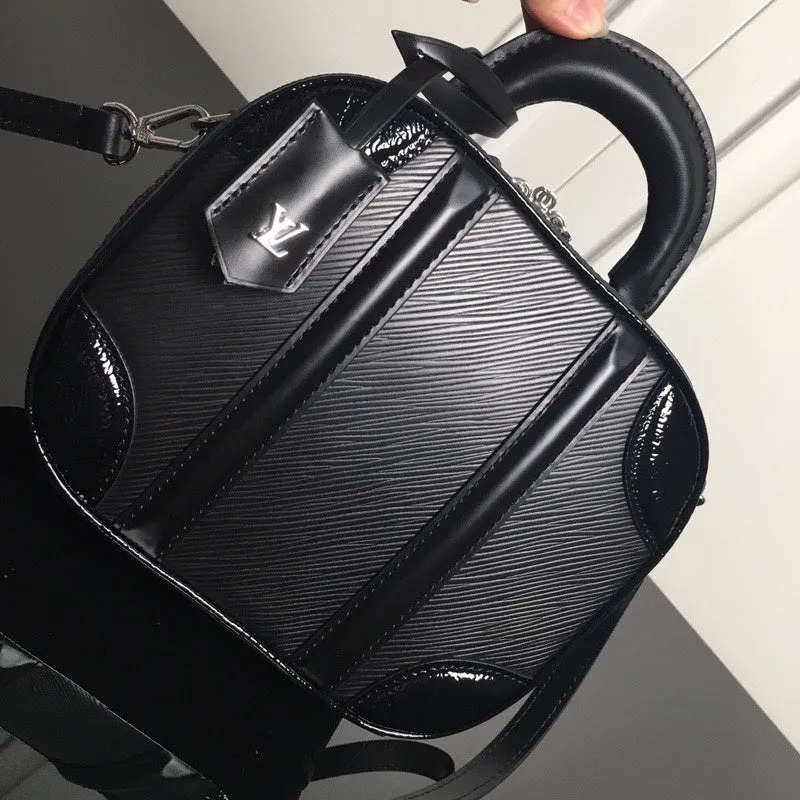 LOV2 Bags - Fashion Bags  1980
