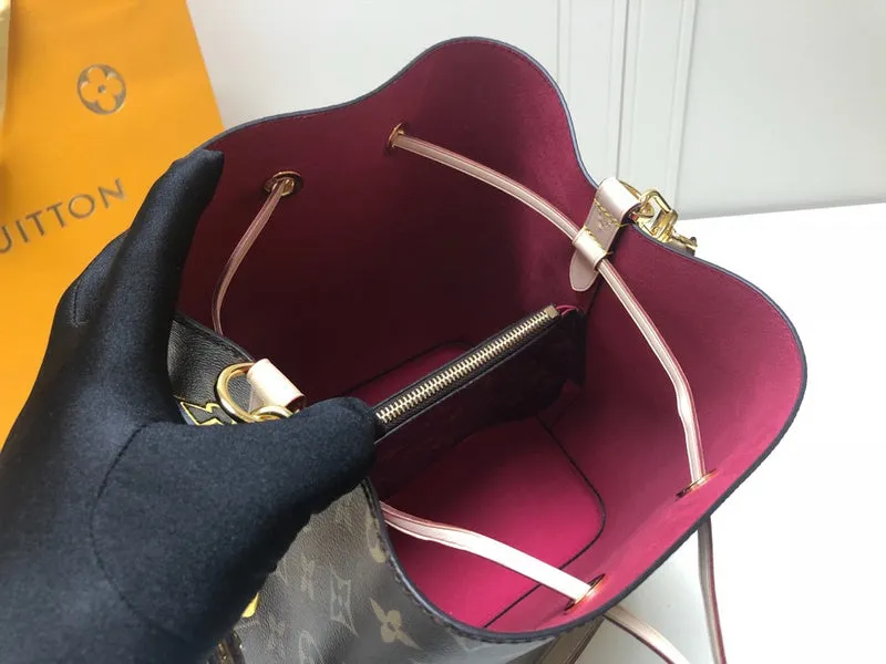 LOV2 Bags - Fashion Bags  2058