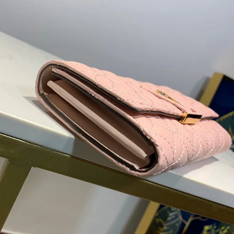 LOV2 Bags - Fashion Bags  2388