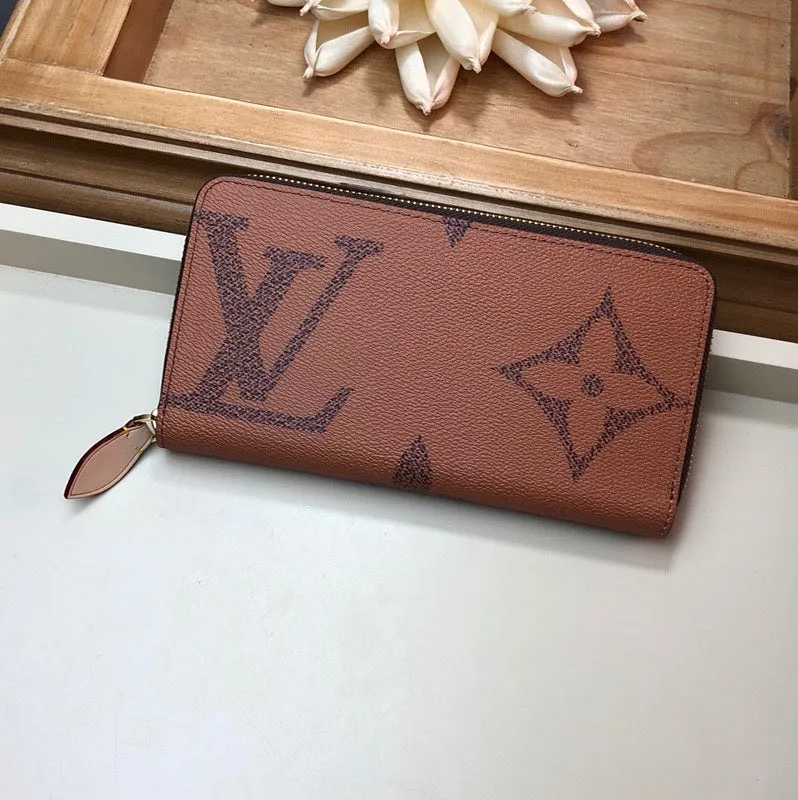LOV2 Bags - Fashion Bags  2396