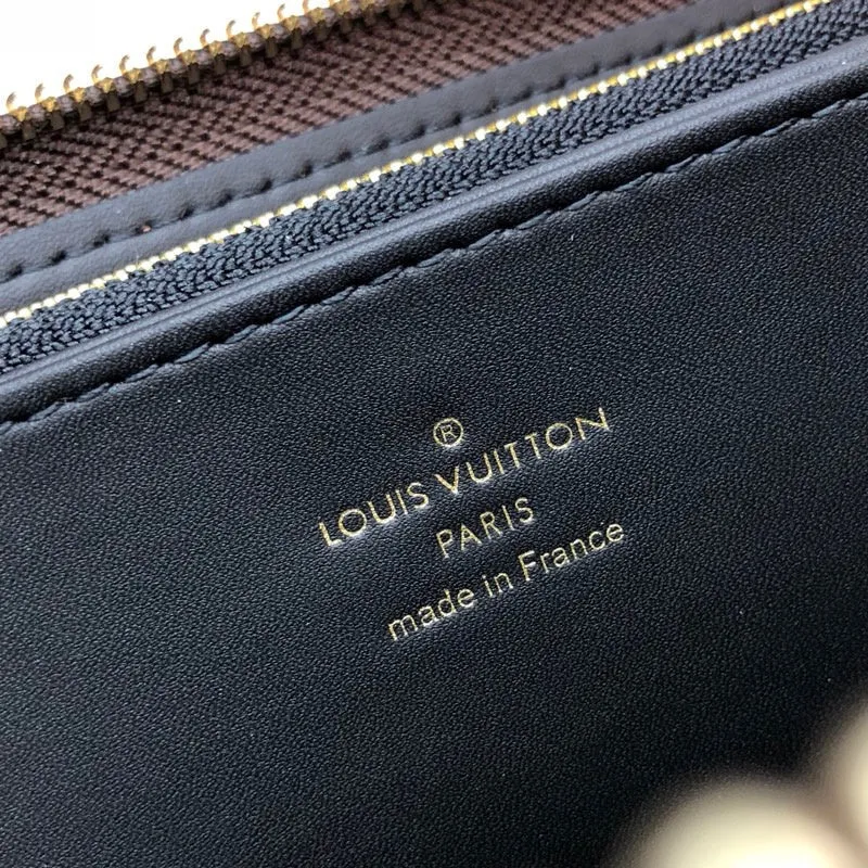 LOV2 Bags - Fashion Bags  2396