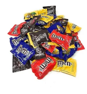 M & Ms Assorted Fun Size Packs-1.5 lbs Packs Milk Chocolate, Peanut, Carmel, and Peanut Butter Combo American Candy Bulk Pantry Party Size Wholesale Multipack Variety Bag (24-OZ)