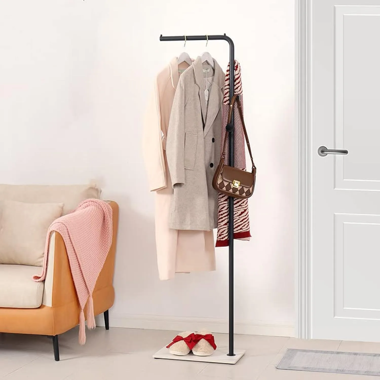 Metal Black Coat Racks, Standing Coat Rack with Heavy Base, Modern Coat Tree with Crossbar and 3 Hooks, Entryway Coat Racks for Handbags, Clothing.(67inch)