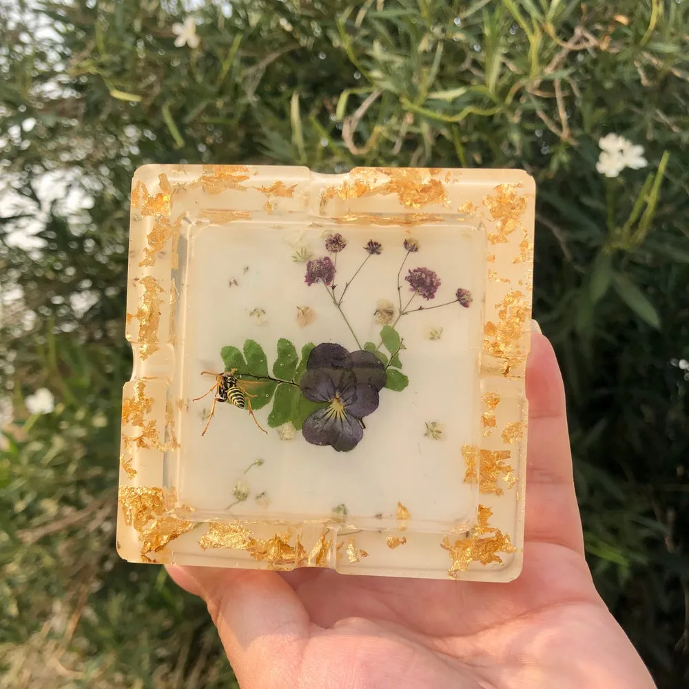 Milky Midnight ♡ Ashtray ♡