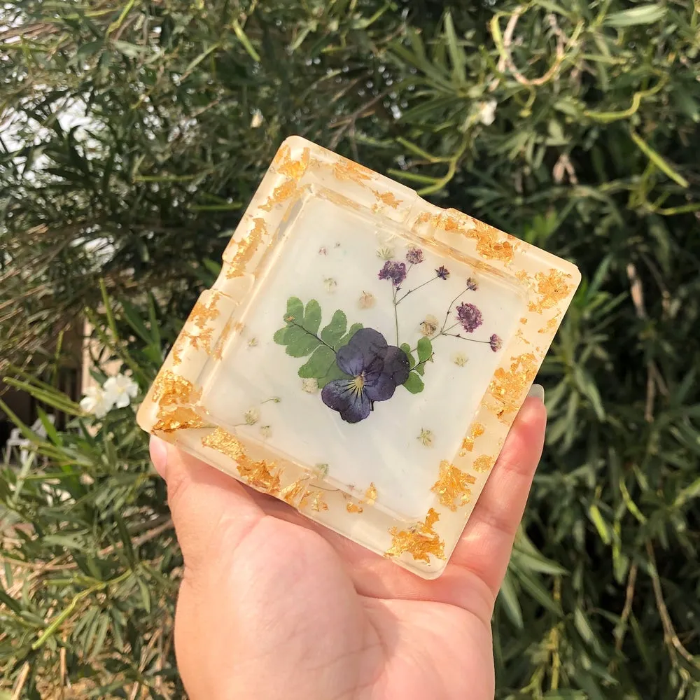 Milky Midnight ♡ Ashtray ♡