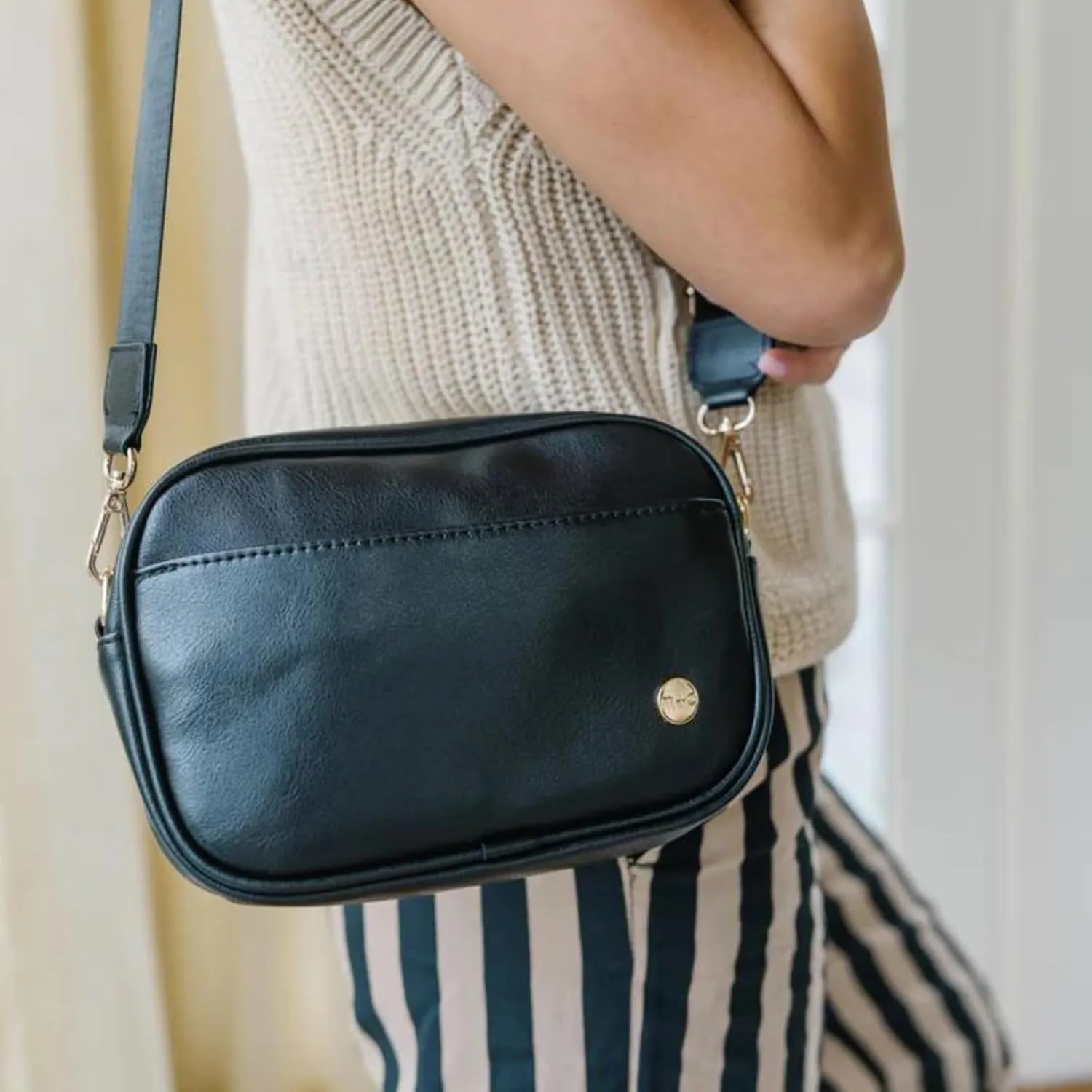 Modern Chic Crossbody Bags for Women - Frankie Convertible Crossbody Purse, Lightweight Vegan Leather Shoulder Bag