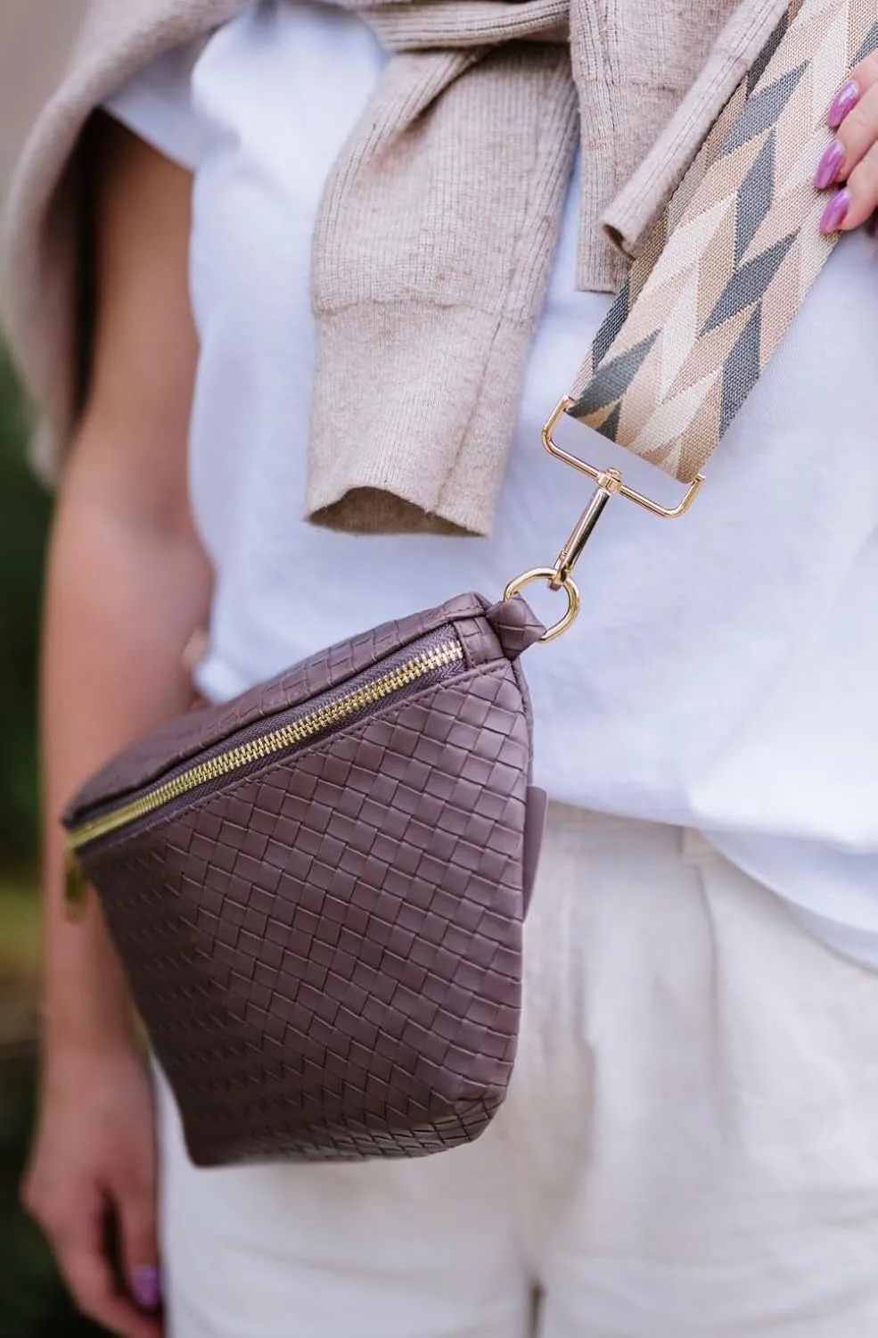 Modern Chic Rory Oversized Crisscross Belt Bag for Women, Vegan Leather Crossbody Bag with Strap and Multiple Pockets