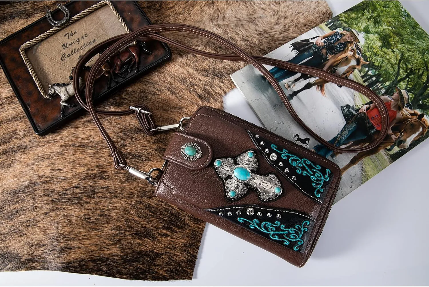Montana West Small Crossbody Bags for Women Western Handbag with Cash Slots