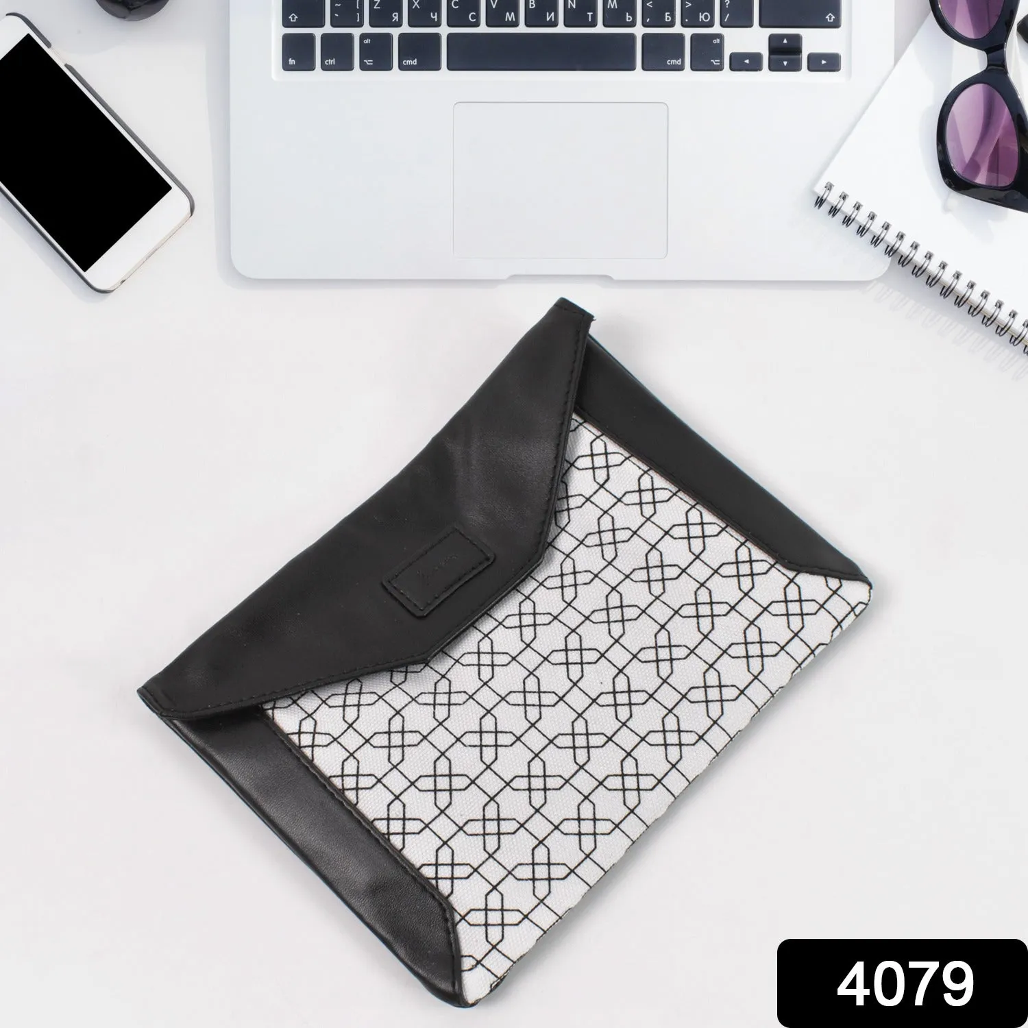 Multipurpose Pouch with Magnetic Lock (1 Pc)