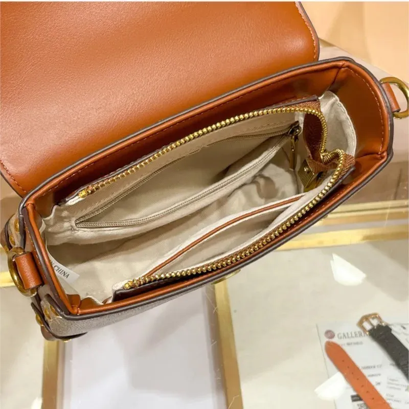 New minimalist and fashionable small handbag