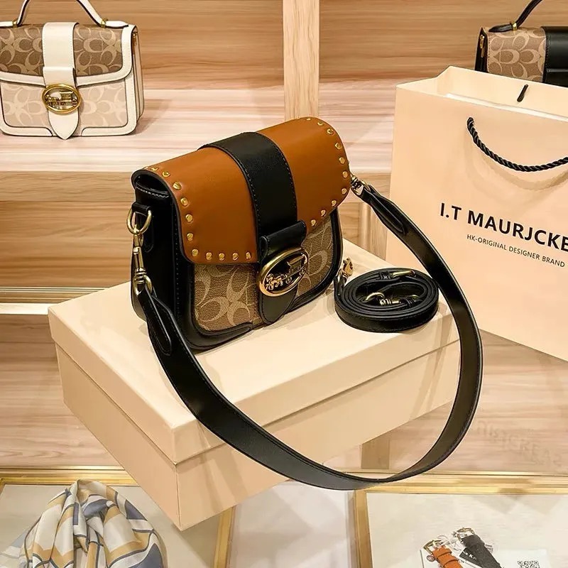 New minimalist and fashionable small handbag