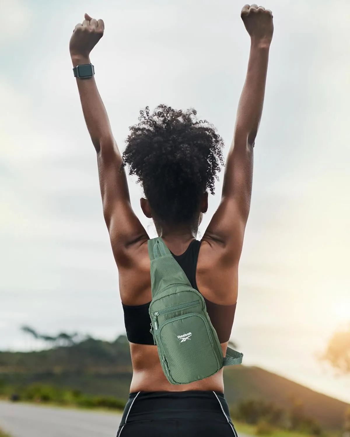 Reebok Unisex Crossbody Bag - Compact Sling Crossbody Bags for Women and Men with Convertible Strap for Gym and Travel, Size One Size, Cosmos Green
