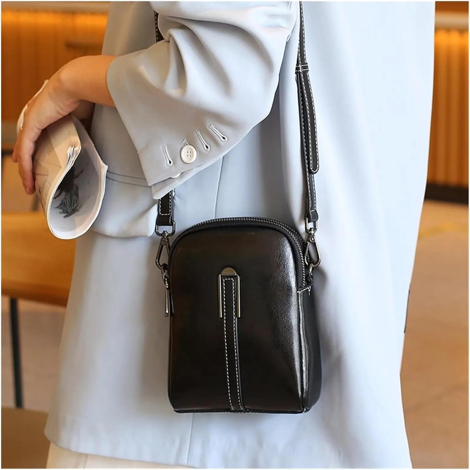 Summer Phone Bag Women's Oil Wax Cowhide Leather Crossbody Bag Fashionable and Casual Shoulder Bagladies' Small