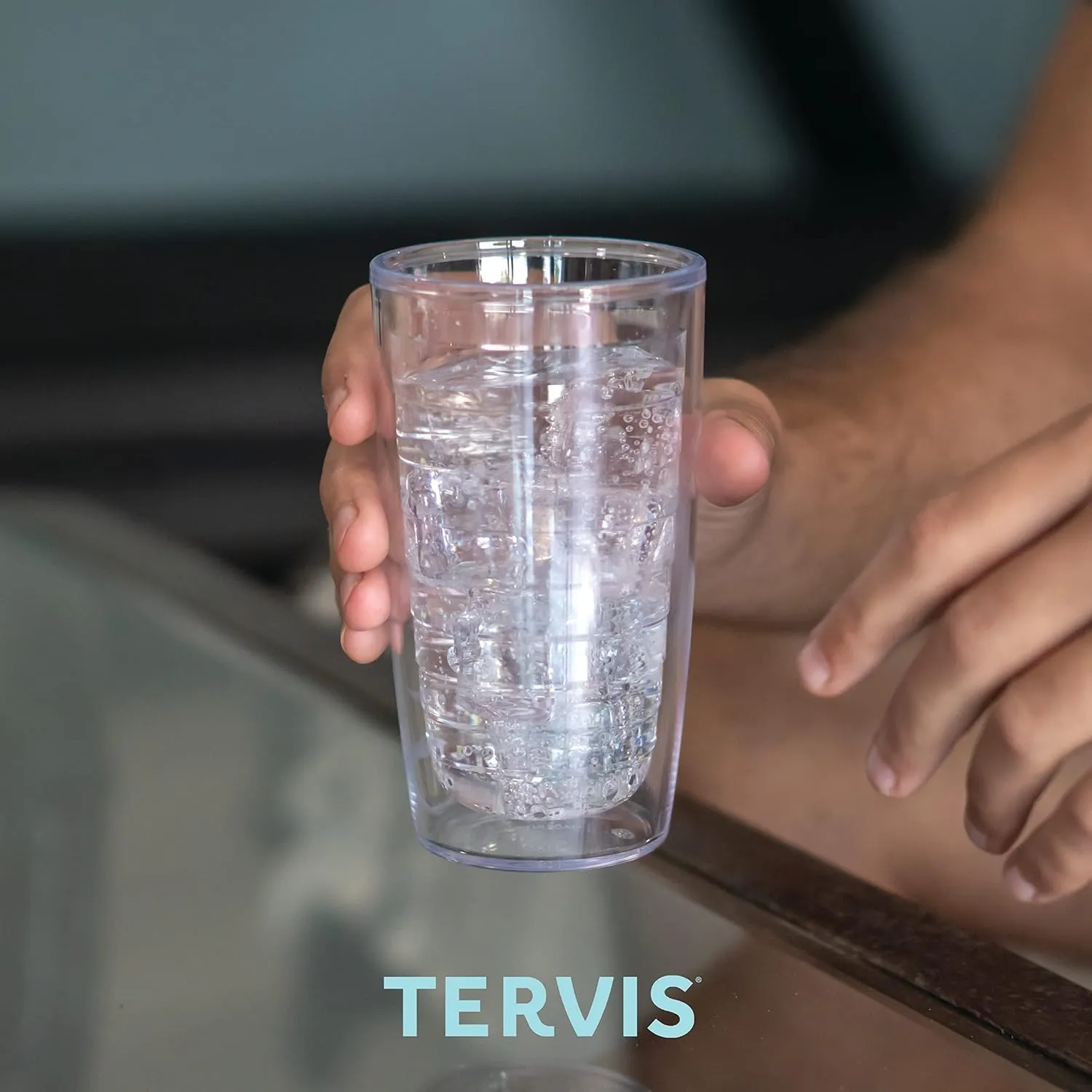 Tervis Kelly Ventura Drift Made in USA Double Walled Insulated Tumbler Travel Cup Keeps Drinks Cold & Hot, 16oz, Classic