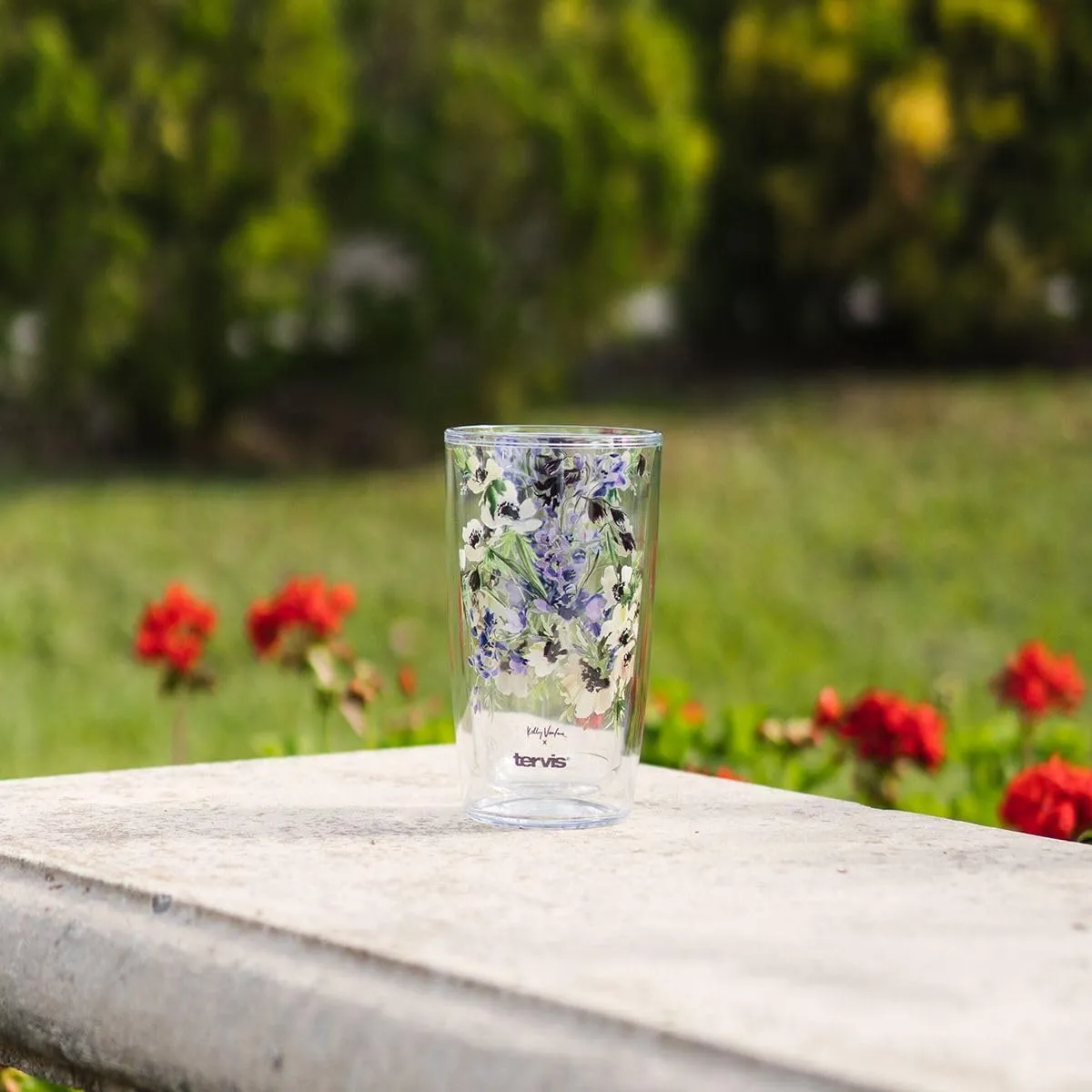 Tervis Kelly Ventura Floral Vista Crystal Collection Perennial Patch Made in USA Double Walled Insulated Tumbler Travel Cup Keeps Drinks Cold & Hot, 16oz, Perennial Patch