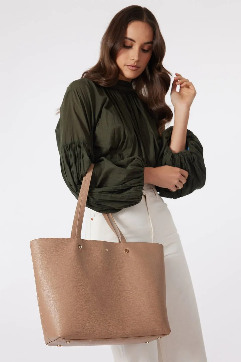 Tilbury Taupe Leather Shoulder Bag