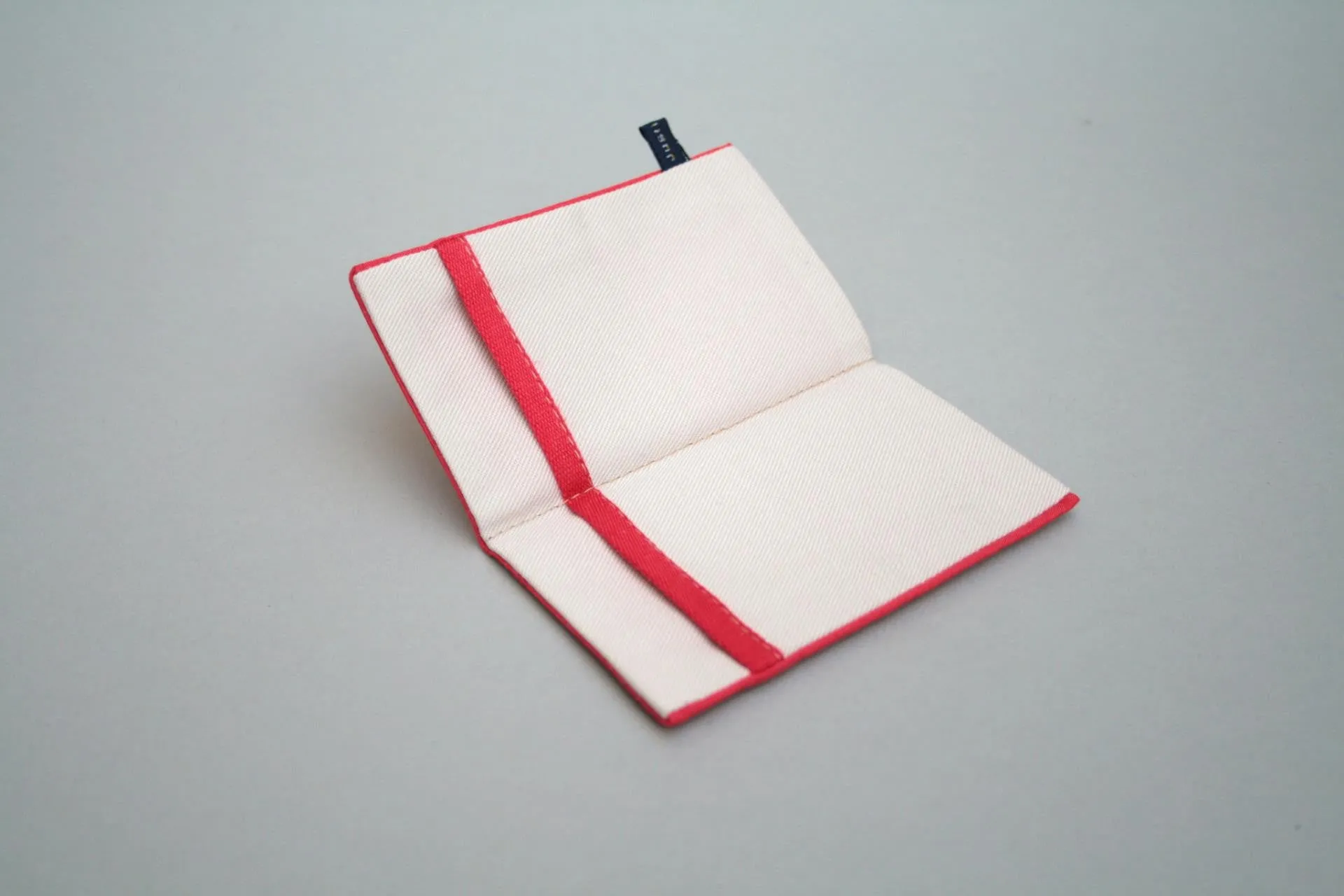 Travel Card Holder