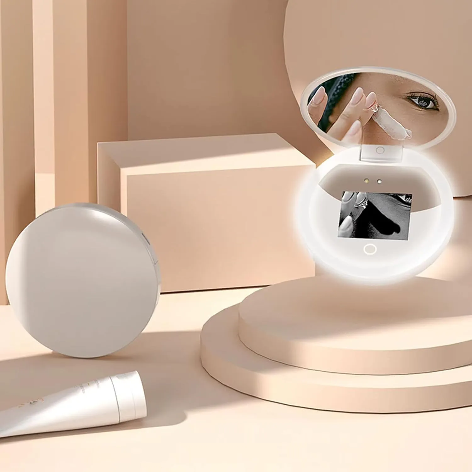 UV Mirror Travel Makeup Mirror UV Mirror Sunscreen Testing Camera with Light 2X Magnification Travel Makeup 3.5in Pocket Size L